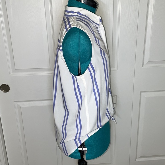 Beachlunchlounge Collection Sleeveless blouse - Picture 2 of 4